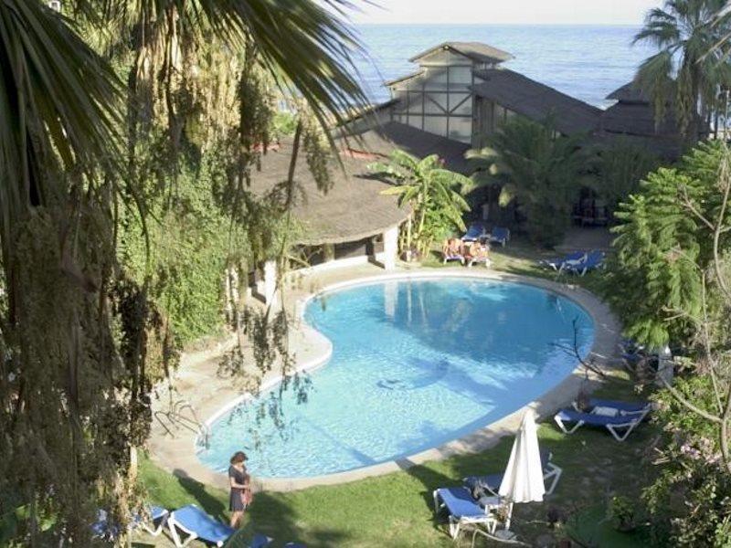 Tropicana Apartments 토레몰리노스 외부 사진